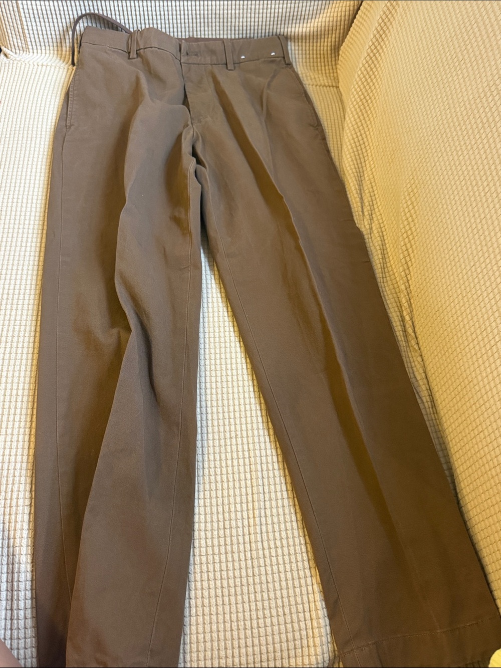 Uniqlo Classic women’s Straight-Leg Chino Pants in Brown
